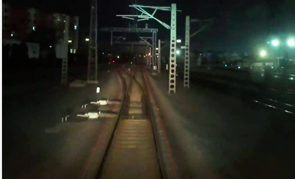 Camera AI đường tàu ban đêm nhận diện biên đường ray
